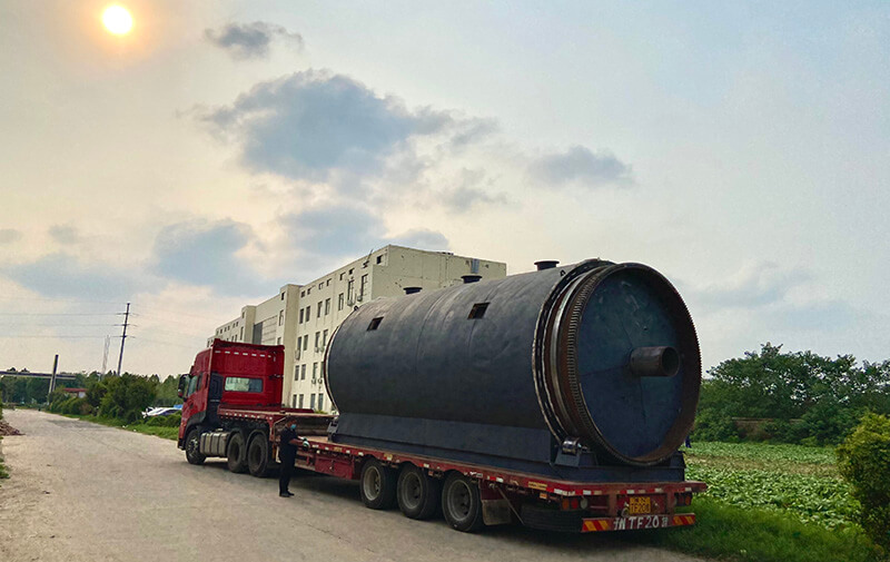 整裝待發(fā)的利菲爾特廢輪胎裂解設備