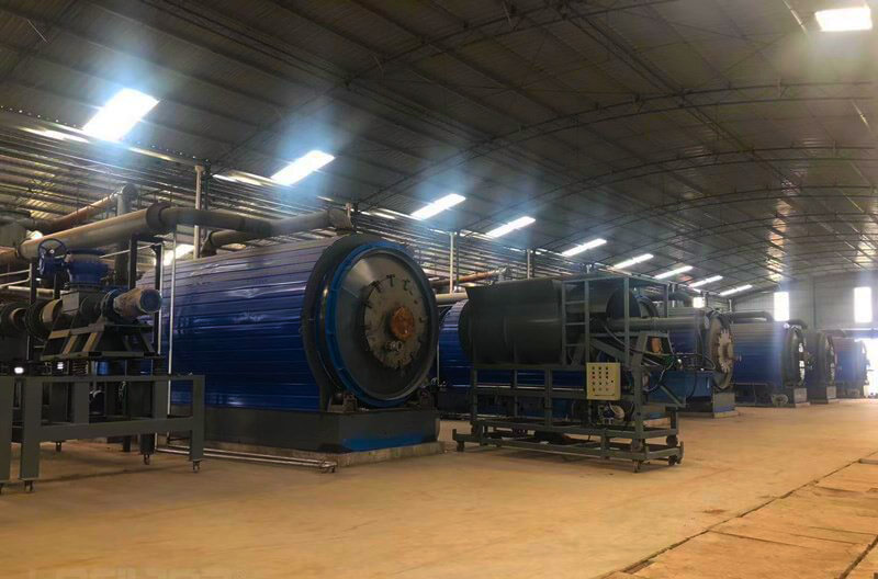 廢輪胎煉油設(shè)備現(xiàn)場(chǎng) 廢輪胎煉油設(shè)備現(xiàn)場(chǎng)