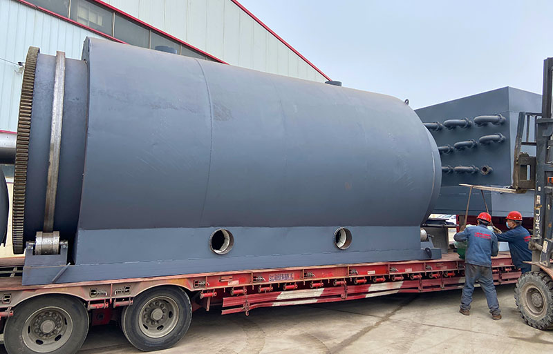 廢塑料煉油設(shè)備發(fā)貨實(shí)拍